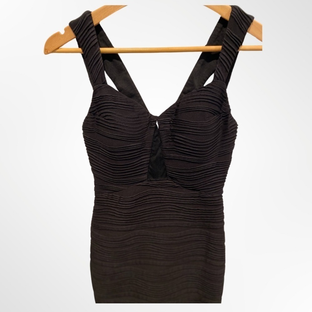 Hailey Logan by ADRIANNA PAPELL Black Body Con Dress Size S